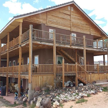 Sunlit Oasis Bed and Breakfast Notom Exterior foto
